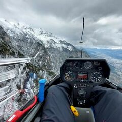Flugwegposition um 11:49:39: Aufgenommen in der Nähe von Innsbruck, Österreich in 1741 Meter